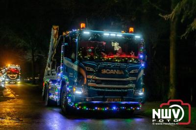 Sfeervolle truckers lichtjesparade toerde zaterdagavond door de gemeente Oldebroek. - © NWVFoto.nl