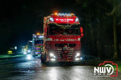 Sfeervolle truckers lichtjesparade toerde zaterdagavond door de gemeente Oldebroek. - © NWVFoto.nl