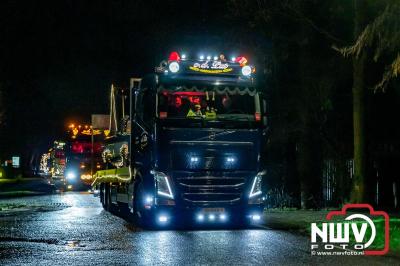 Sfeervolle truckers lichtjesparade toerde zaterdagavond door de gemeente Oldebroek. - © NWVFoto.nl