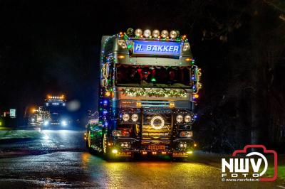 Sfeervolle truckers lichtjesparade toerde zaterdagavond door de gemeente Oldebroek. - © NWVFoto.nl