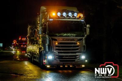 Sfeervolle truckers lichtjesparade toerde zaterdagavond door de gemeente Oldebroek. - © NWVFoto.nl