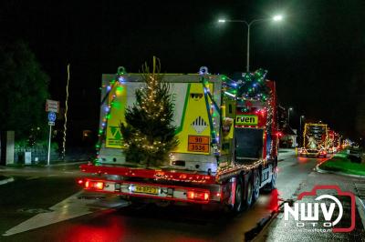 Sfeervolle truckers lichtjesparade toerde zaterdagavond door de gemeente Oldebroek. - © NWVFoto.nl