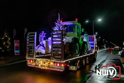 Sfeervolle truckers lichtjesparade toerde zaterdagavond door de gemeente Oldebroek. - © NWVFoto.nl