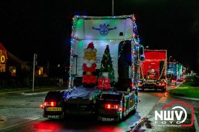 Sfeervolle truckers lichtjesparade toerde zaterdagavond door de gemeente Oldebroek. - © NWVFoto.nl