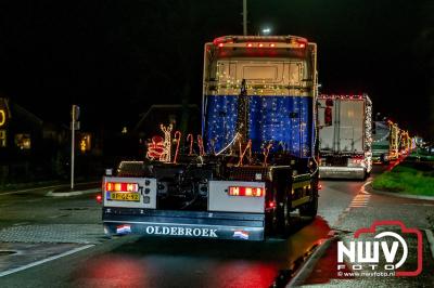 Sfeervolle truckers lichtjesparade toerde zaterdagavond door de gemeente Oldebroek. - © NWVFoto.nl