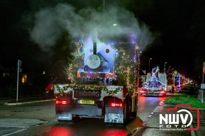 Sfeervolle truckers lichtjesparade toerde zaterdagavond door de gemeente Oldebroek. - © NWVFoto.nl