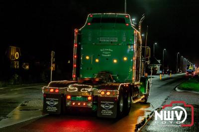 Sfeervolle truckers lichtjesparade toerde zaterdagavond door de gemeente Oldebroek. - © NWVFoto.nl