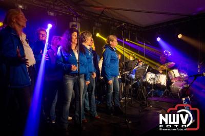  Het Karbietfeest XXL 2024 in Elburg was een groot feest met optredens van Wimmie Bouma, Duo Remix, Poar Neem’n, Ancora, Boerin Anna en DJ Jaapie.  - © NWVFoto.nl