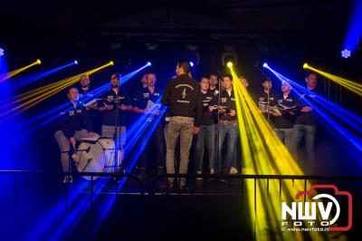  Het Karbietfeest XXL 2024 in Elburg was een groot feest met optredens van Wimmie Bouma, Duo Remix, Poar Neem’n, Ancora, Boerin Anna en DJ Jaapie.  - © NWVFoto.nl