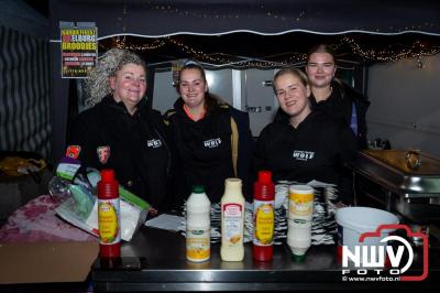  Het Karbietfeest XXL 2024 in Elburg was een groot feest met optredens van Wimmie Bouma, Duo Remix, Poar Neem’n, Ancora, Boerin Anna en DJ Jaapie.  - © NWVFoto.nl