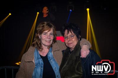  Het Karbietfeest XXL 2024 in Elburg was een groot feest met optredens van Wimmie Bouma, Duo Remix, Poar Neem’n, Ancora, Boerin Anna en DJ Jaapie.  - © NWVFoto.nl