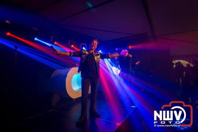  Het Karbietfeest XXL 2024 in Elburg was een groot feest met optredens van Wimmie Bouma, Duo Remix, Poar Neem’n, Ancora, Boerin Anna en DJ Jaapie.  - © NWVFoto.nl