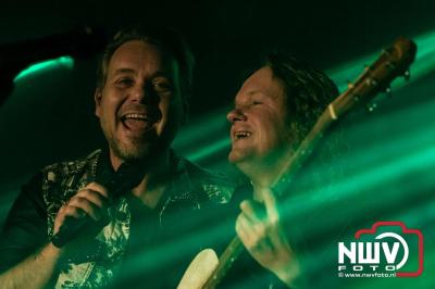  Het Karbietfeest XXL 2024 in Elburg was een groot feest met optredens van Wimmie Bouma, Duo Remix, Poar Neem’n, Ancora, Boerin Anna en DJ Jaapie.  - © NWVFoto.nl