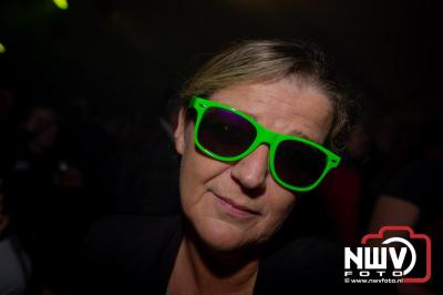  Het Karbietfeest XXL 2024 in Elburg was een groot feest met optredens van Wimmie Bouma, Duo Remix, Poar Neem’n, Ancora, Boerin Anna en DJ Jaapie.  - © NWVFoto.nl