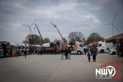 Truckshow Zet ma op de Bult een vrijdagavond en zaterdag vol kracht, geluid en gezelligheid aan de Hondweg bij Jan bakker in Dronten. - © NWVFoto.nl