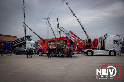 Truckshow Zet ma op de Bult een vrijdagavond en zaterdag vol kracht, geluid en gezelligheid aan de Hondweg bij Jan bakker in Dronten. - © NWVFoto.nl