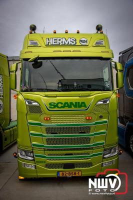 Truckshow Zet ma op de Bult een vrijdagavond en zaterdag vol kracht, geluid en gezelligheid aan de Hondweg bij Jan bakker in Dronten. - © NWVFoto.nl