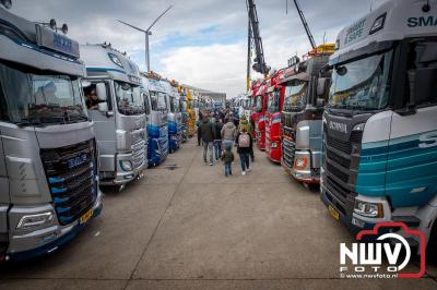 Truckshow Zet ma op de Bult een vrijdagavond en zaterdag vol kracht, geluid en gezelligheid aan de Hondweg bij Jan bakker in Dronten. - © NWVFoto.nl