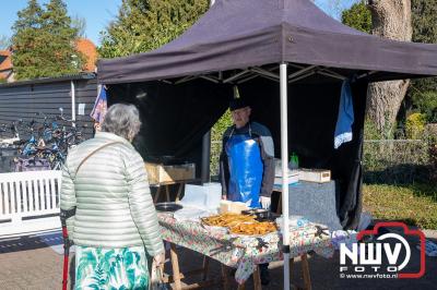 Gezellige voorjaarsmarkt bij het Nieuwe Feithenhof in Elburg - © NWVFoto.nl