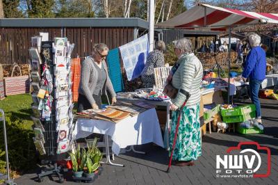Gezellige voorjaarsmarkt bij het Nieuwe Feithenhof in Elburg - © NWVFoto.nl