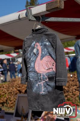 Gezellige voorjaarsmarkt bij het Nieuwe Feithenhof in Elburg - © NWVFoto.nl