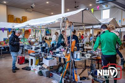Lente Fair in de Maranathakerk op ’t Harde: gezelligheid voor jong en oud - © NWVFoto.nl