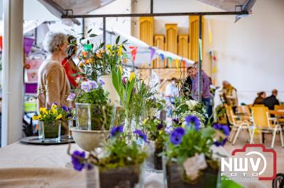 Lente Fair in de Maranathakerk op ’t Harde: gezelligheid voor jong en oud - © NWVFoto.nl