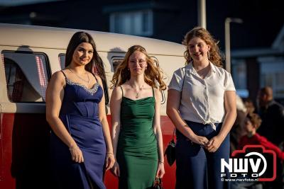 Rijen Dik voor de Glamour: Nuborgh College Oostenlicht laat Elburg stralen tijdens Gala-avond 2025 - © NWVFoto.nl