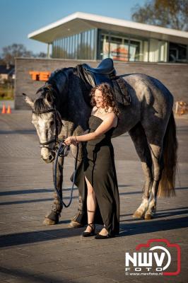 Rijen Dik voor de Glamour: Nuborgh College Oostenlicht laat Elburg stralen tijdens Gala-avond 2025 - © NWVFoto.nl
