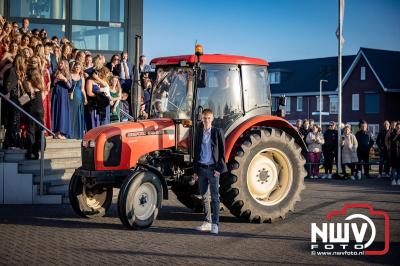 Rijen Dik voor de Glamour: Nuborgh College Oostenlicht laat Elburg stralen tijdens Gala-avond 2025 - © NWVFoto.nl
