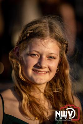 Rijen Dik voor de Glamour: Nuborgh College Oostenlicht laat Elburg stralen tijdens Gala-avond 2025 - © NWVFoto.nl