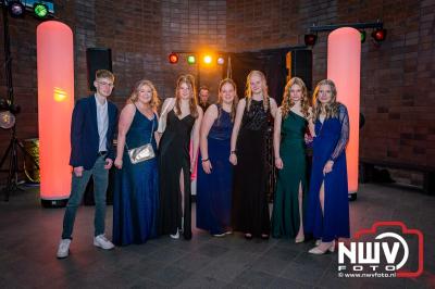 Rijen Dik voor de Glamour: Nuborgh College Oostenlicht laat Elburg stralen tijdens Gala-avond 2025 - © NWVFoto.nl