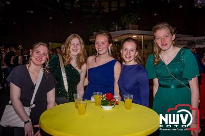 Rijen Dik voor de Glamour: Nuborgh College Oostenlicht laat Elburg stralen tijdens Gala-avond 2025 - © NWVFoto.nl