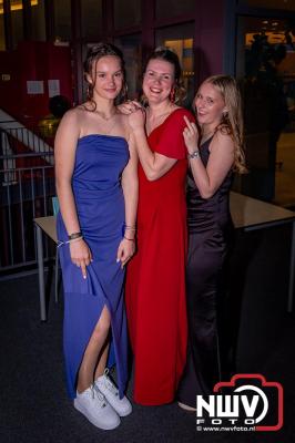 Rijen Dik voor de Glamour: Nuborgh College Oostenlicht laat Elburg stralen tijdens Gala-avond 2025 - © NWVFoto.nl