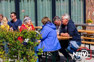 Koningsdag gezelligheid in de gemeente Oldebroek. - © NWVFoto.nl