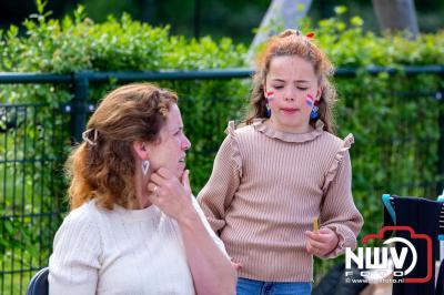 Koningsdag gezelligheid in de gemeente Oldebroek. - © NWVFoto.nl