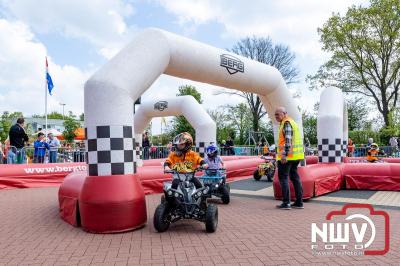 Koningsdag gezelligheid in de gemeente Oldebroek. - © NWVFoto.nl