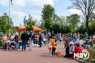 Koningsdag gezelligheid in de gemeente Oldebroek. - © NWVFoto.nl