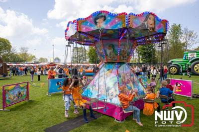 Koningsdag gezelligheid in de gemeente Oldebroek. - © NWVFoto.nl