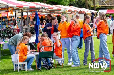 Koningsdag gezelligheid in de gemeente Oldebroek. - © NWVFoto.nl