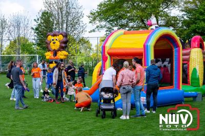 Koningsdag gezelligheid in de gemeente Oldebroek. - © NWVFoto.nl