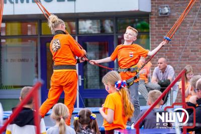 Koningsdag gezelligheid in de gemeente Oldebroek. - © NWVFoto.nl