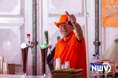 Koningsdag gezelligheid in de gemeente Oldebroek. - © NWVFoto.nl