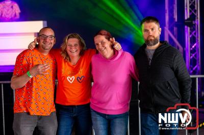 Koningsdag gezelligheid in de gemeente Oldebroek. - © NWVFoto.nl