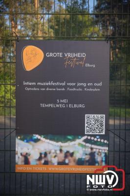 Volop plezier tijdens de kermis aan de Singel op 't Harde - © NWVFoto.nl