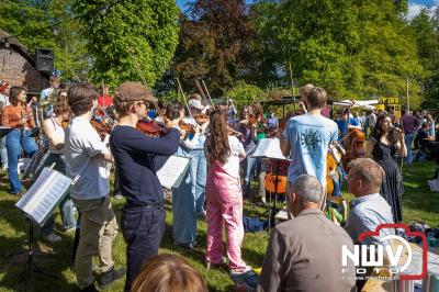 Bezoekersgroei voor Grote Vrijheid Festival 2025 aan Tempelweg in Elburg. - © NWVFoto.nl