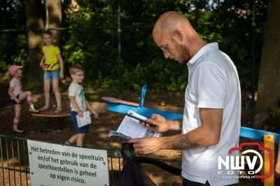 Wandelen in de schaduw: een geslaagde avond op ’t Harde - © NWVFoto.nl
