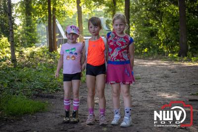 Wandelen in de schaduw: een geslaagde avond op ’t Harde - © NWVFoto.nl