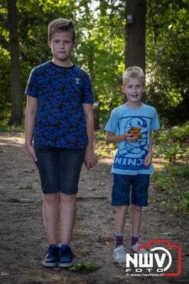 Wandelen in de schaduw: een geslaagde avond op ’t Harde - © NWVFoto.nl