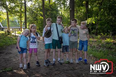 Wandelen in de schaduw: een geslaagde avond op ’t Harde - © NWVFoto.nl